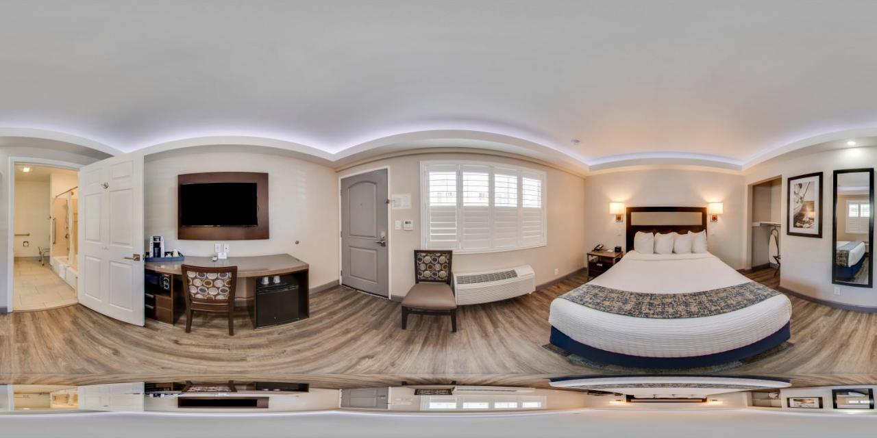 Inn At 50 - Long Beach Convention Center Екстериор снимка